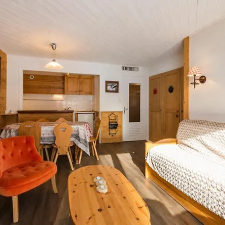 2** Pour 6, Sud, Proche Pistes Et Commerces - Fr-1-304-82 Appartement La Clusaz