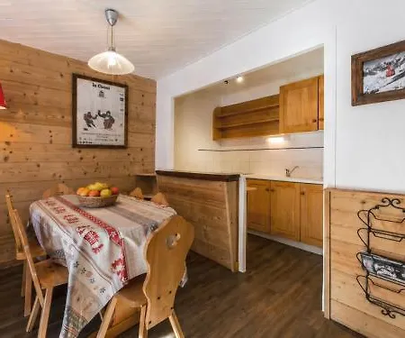 Appartement 2** Pour 6, Sud, Proche Pistes Et Commerces - Fr-1-304-82 *